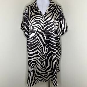 Cinema Etoile Nightgown Shirt 1XL Muumuu Sleep Dress Zebra Print Satin Lounge